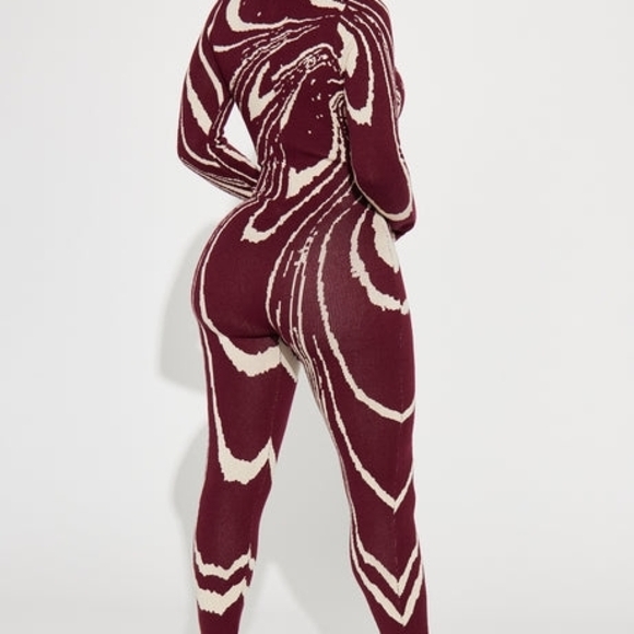 Plum & Cream Abstract-Print Long-Sleeve Jumpsuit - Picture 2 of 2